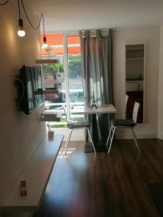 Apartamento Studio Little Paris Sitio de Calahonda